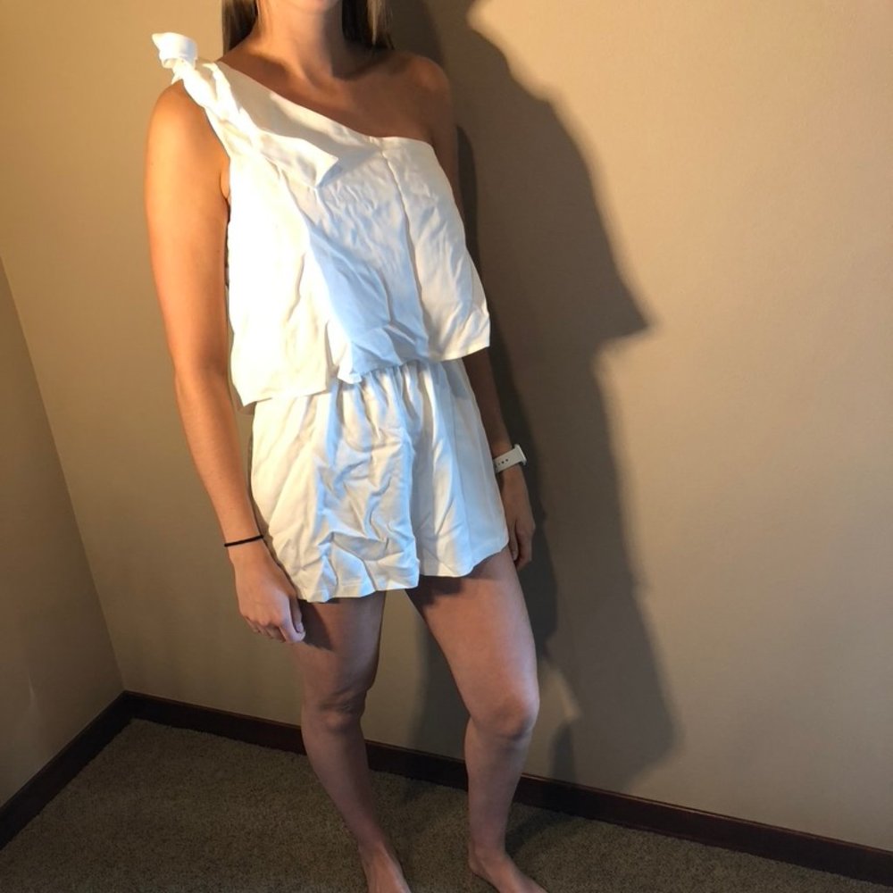 Lulus romper